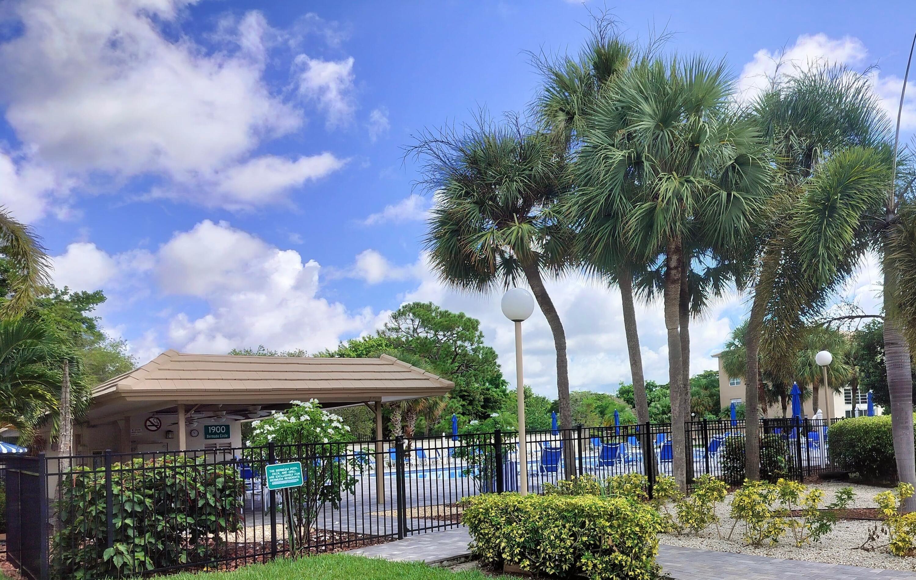 1904 Bermuda Circle, Unit H1 Coconut Creek, FL 33066 - Photo 66 of 72 Bermuda Pool #2