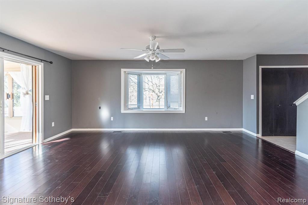 35917 West 14 Mile Road Farmington Hills, MI 48331 - Photo 10 of 57