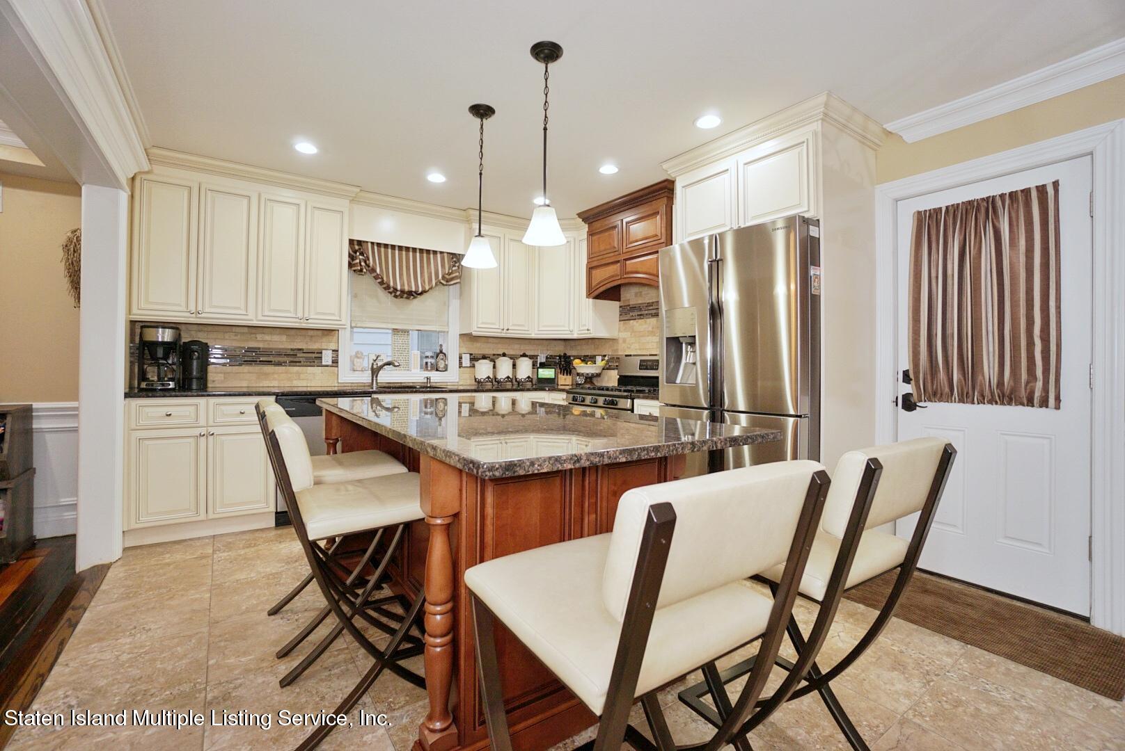 21 Ramble Road Staten Island, NY 10308 - Photo 28 of 60 Photo Jan 05, 4 11 47 PM