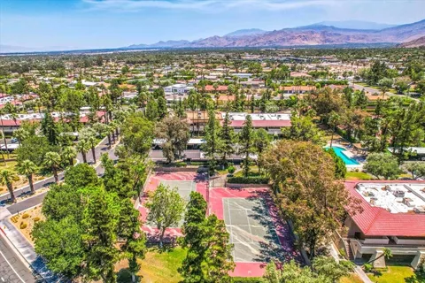 $180,000 | 2860 North Los Felices Road, Unit 101, Palm Springs, CA 92262