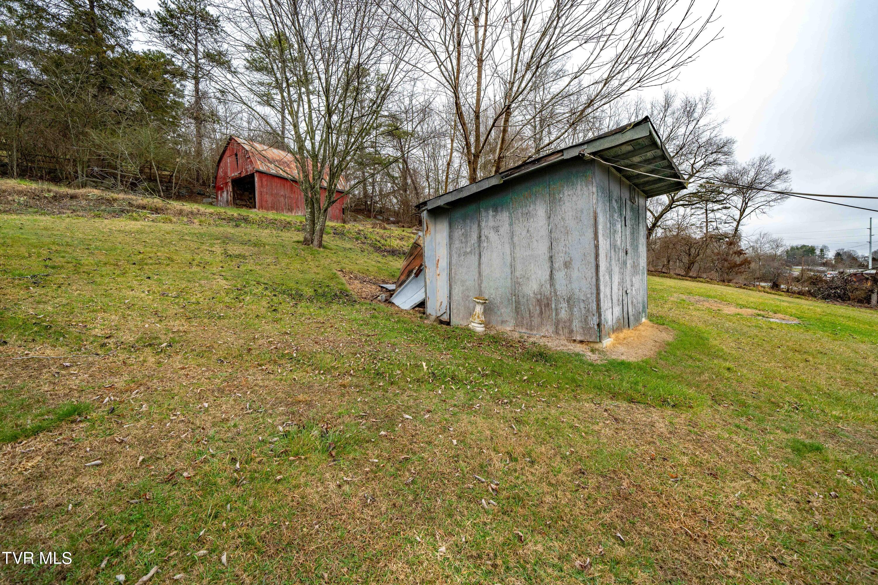 8005 Cunningham Road Bristol, VA 24202 - Photo 34 of 68 8005 Cunningham Road (34 of 68)
