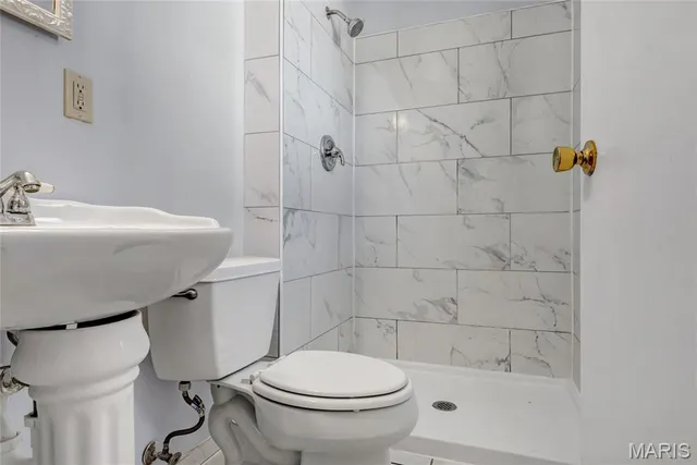 $200,000 | 1703 Boardwalk Avenue, Florissant, MO 63031