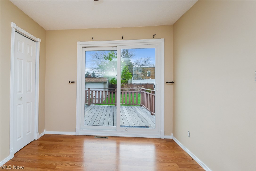 6385 Stanbury Road Parma, OH 44129 - Photo 22 of 35