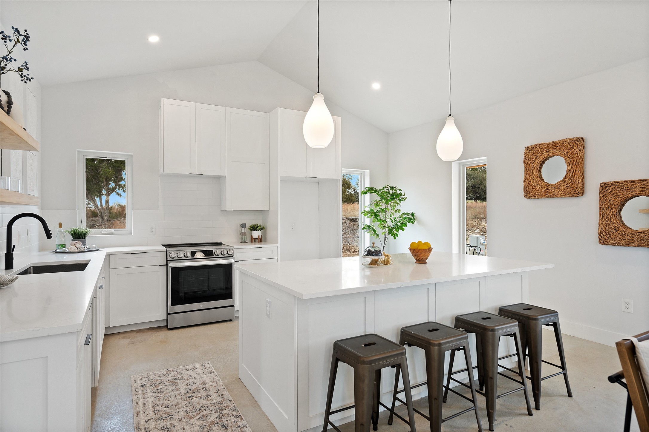 2 Shilo Circle Wimberley, TX 78676 - Photo 10 of 35