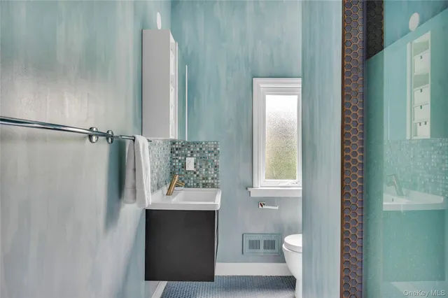 $11,950 | 3 Harmony Drive, Larchmont, NY 10538