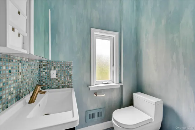 $11,950 | 3 Harmony Drive, Larchmont, NY 10538