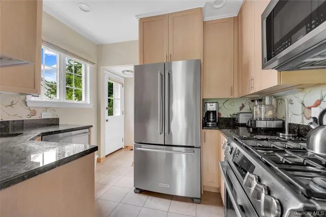 $11,950 | 3 Harmony Drive, Larchmont, NY 10538