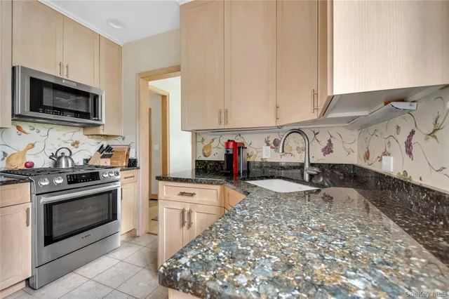 $11,950 | 3 Harmony Drive, Larchmont, NY 10538