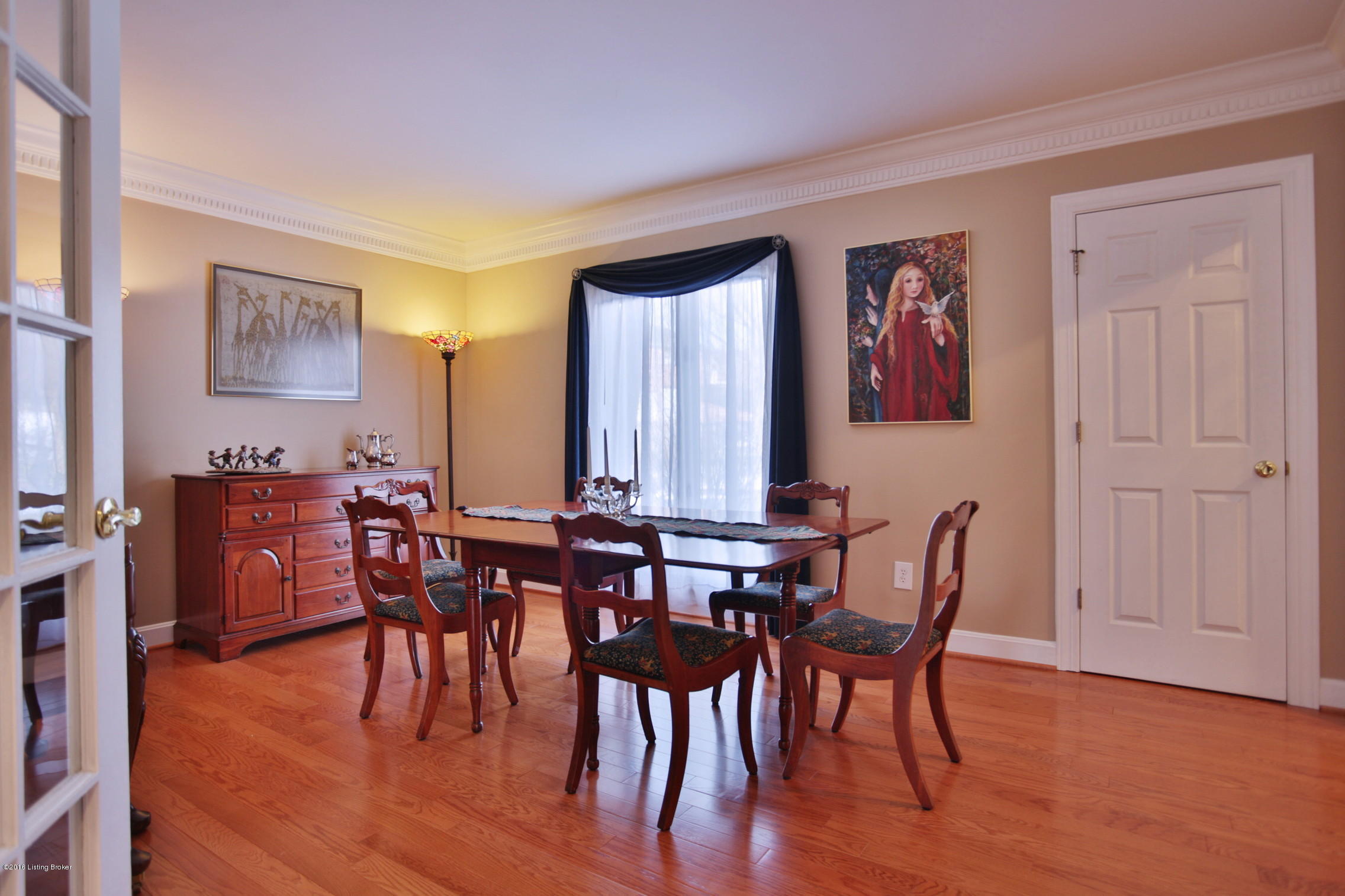 12502 Kirkham Road Louisville, KY 40299 - Photo 15 of 48 23
