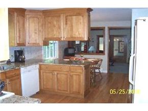 11 Danbury Road Nashua, NH 03064 - Photo 3 of 9 Gallery Image 3