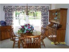 11 Danbury Road Nashua, NH 03064 - Photo 8 of 9 Gallery Image 8