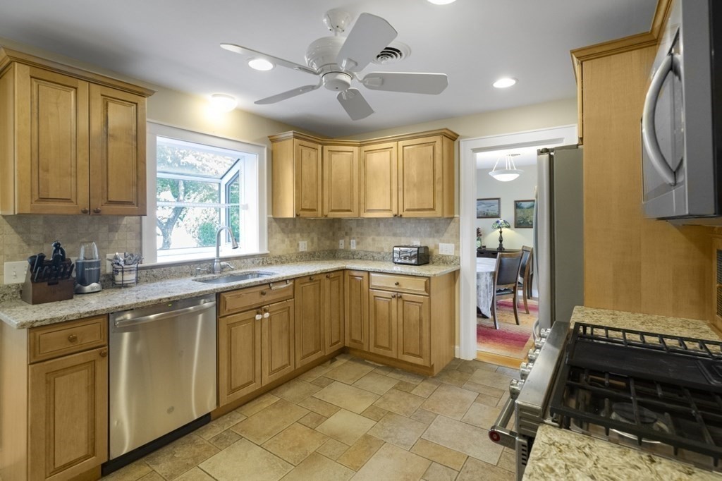 1 Murray Hill Road Framingham, MA 01701 - Photo 16 of 42