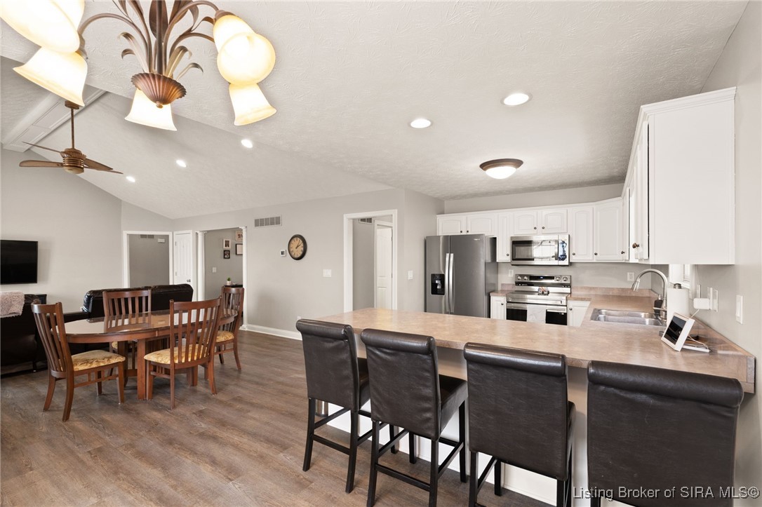 7105 Copper Passage Georgetown, IN 47122 - Photo 12 of 55