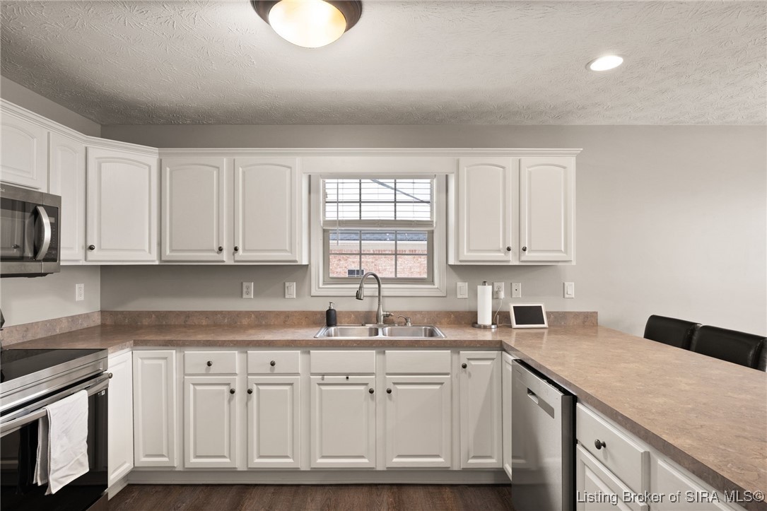 7105 Copper Passage Georgetown, IN 47122 - Photo 14 of 55