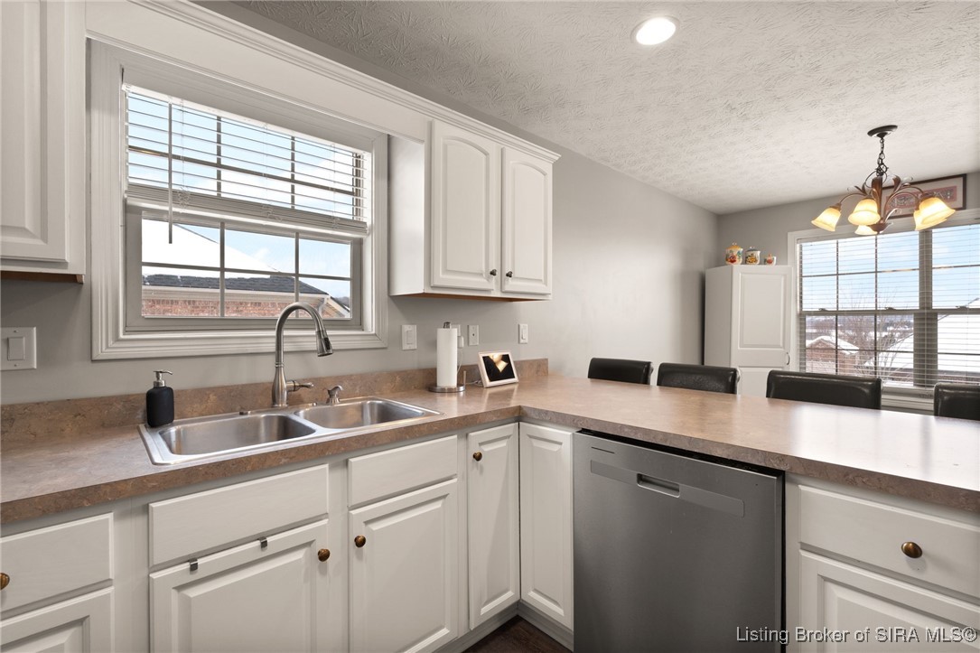 7105 Copper Passage Georgetown, IN 47122 - Photo 52 of 55