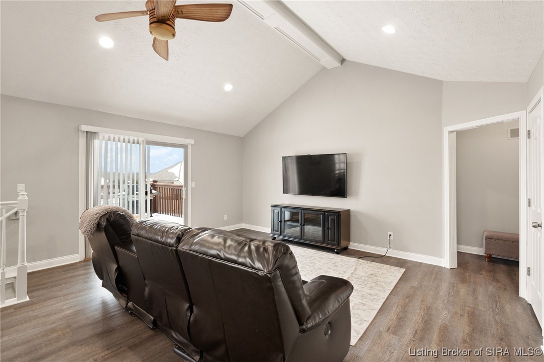 7105 Copper Passage Georgetown, IN 47122 - Photo 6 of 55