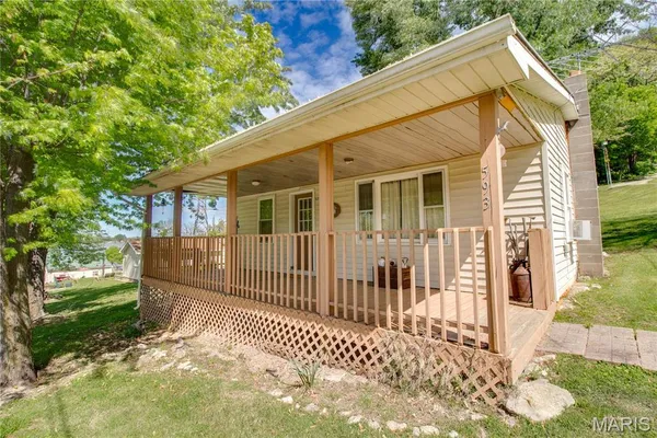 $69,900 | 539 Hill Street, Hamburg, IL 62045