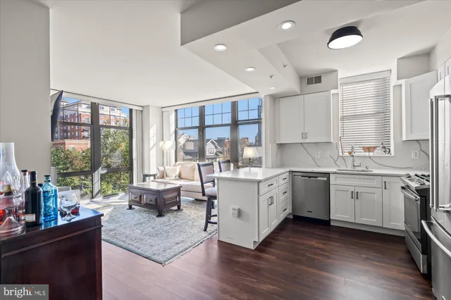 $995,000 | 1021 North Garfield Street, Unit 409, Arlington, VA 22201