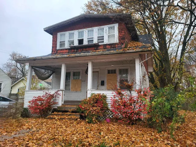 $102,220 | 2012 March Street, Kalamazoo, MI 49001