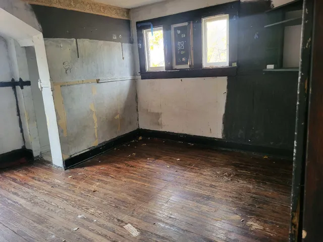 $102,220 | 2012 March Street, Kalamazoo, MI 49001