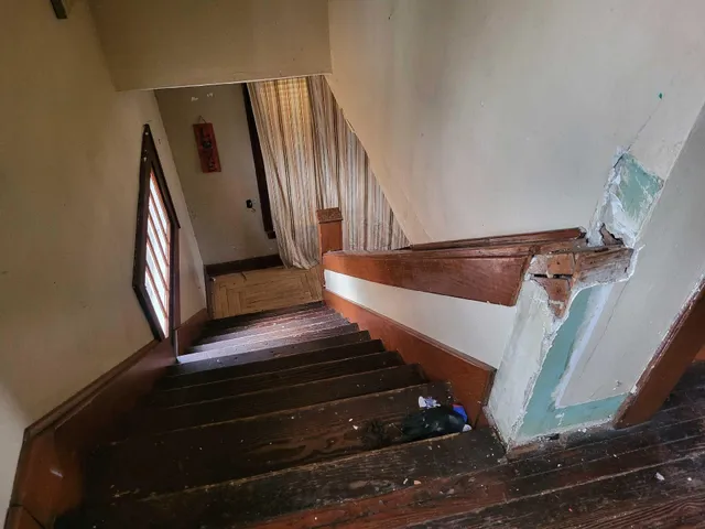 $102,220 | 2012 March Street, Kalamazoo, MI 49001