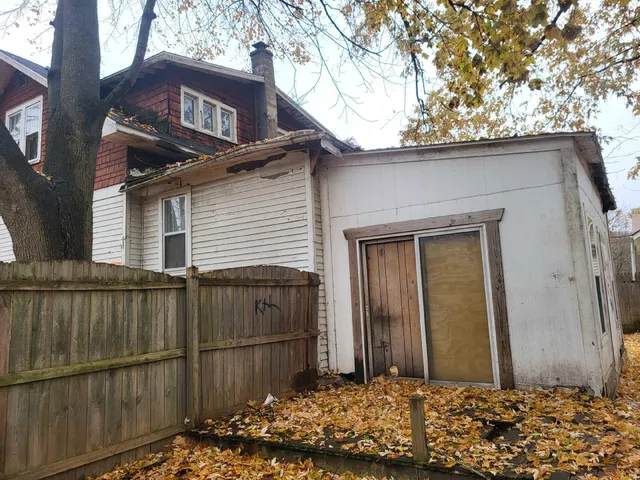 $102,220 | 2012 March Street, Kalamazoo, MI 49001