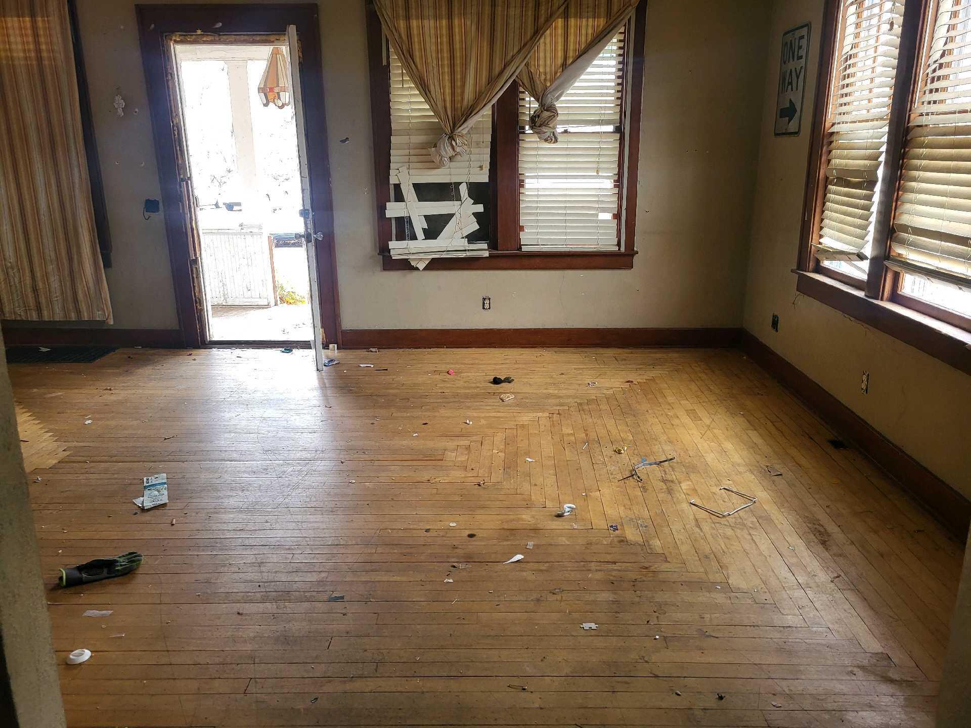 2012 March Street Kalamazoo, MI 49001 - Photo 6 of 28 05