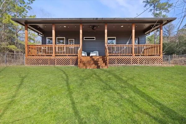 $2,300 | 107 East Keamuku Court, Bastrop, TX 78602