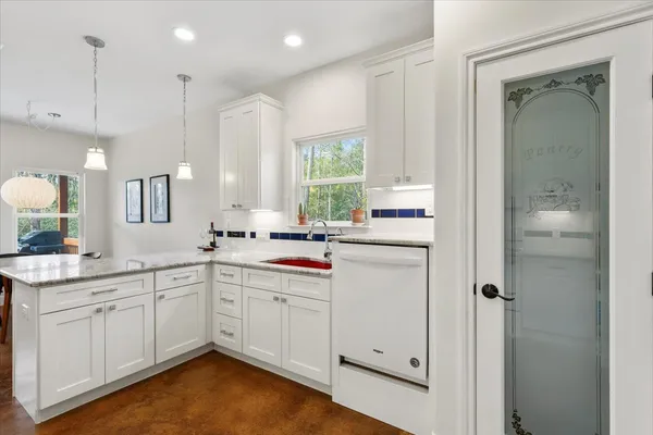 $2,300 | 107 East Keamuku Court, Bastrop, TX 78602