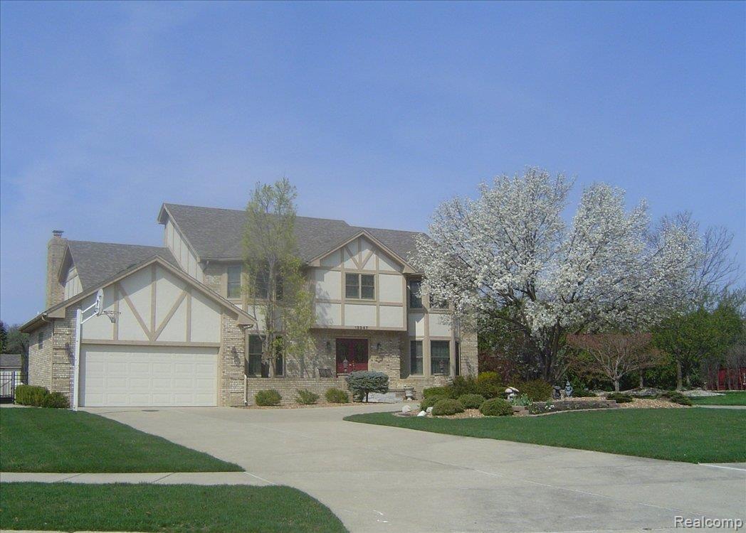 18947 Van Road Livonia, MI 48152 - Photo 1 of 9 Van Spring