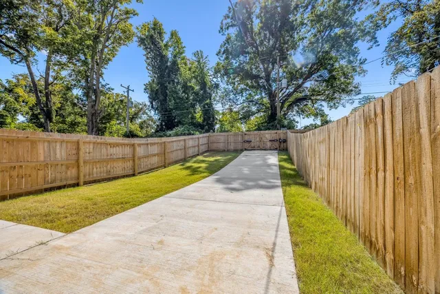 $270,000 | 1111 Walker Avenue, Memphis, TN 38106