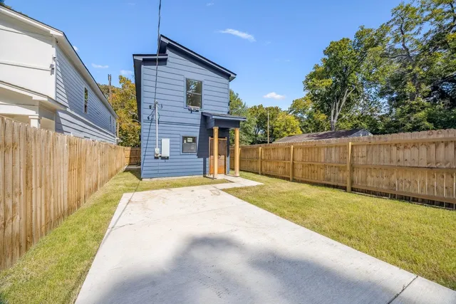 $270,000 | 1111 Walker Avenue, Memphis, TN 38106