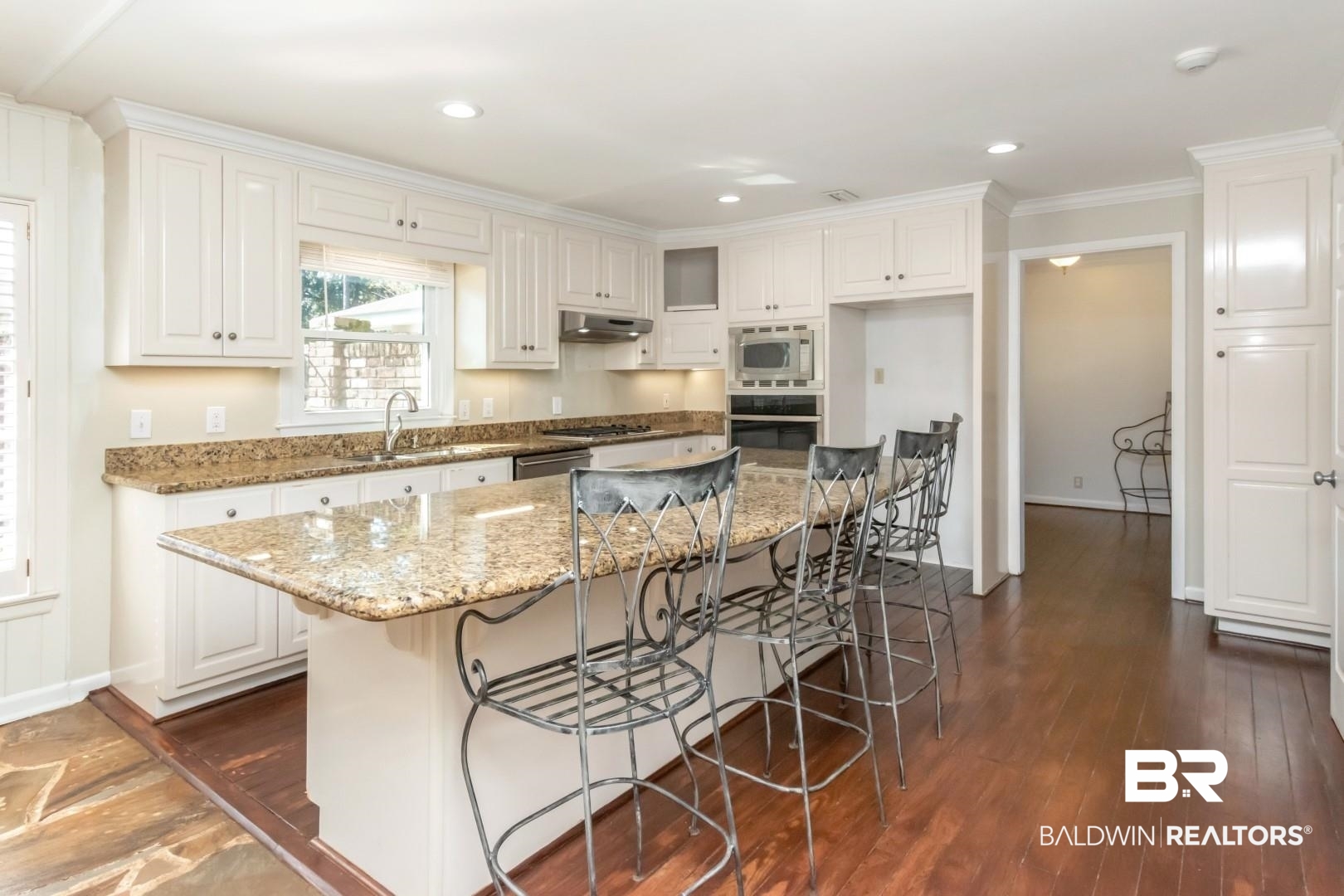4451 Winnie Way Mobile, AL 36608 - Photo 9 of 31 Gallery Image 9