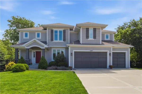 $750,000 | 11477 South Redbud Lane, Olathe, KS 66061