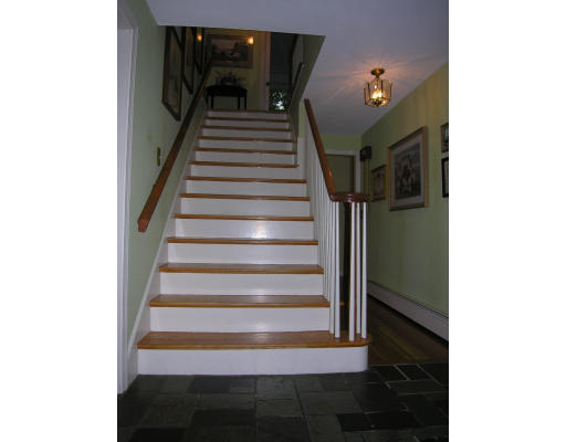 581 Hayward Mill Road Concord, MA 01742 - Photo 10 of 20