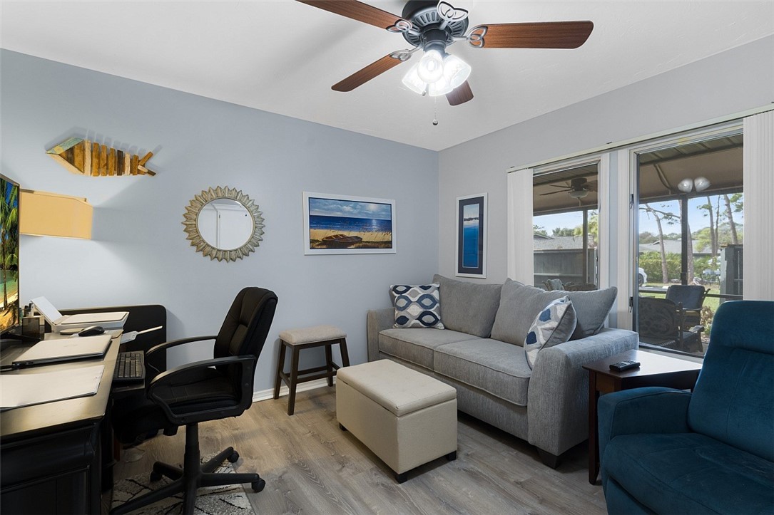 731 Timber Ridge Trail Southwest, Unit A Vero Beach, FL 32962 - Photo 29 of 36
