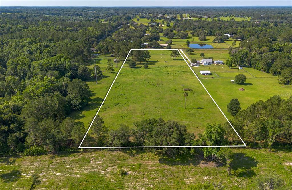 Tbd Northwest 185th Street Williston, FL 32696 - Photo 2 of 14 a view of a yard