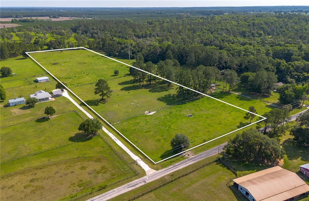 Tbd Northwest 185th Street Williston, FL 32696 - Photo 7 of 14 a view of a tennis court