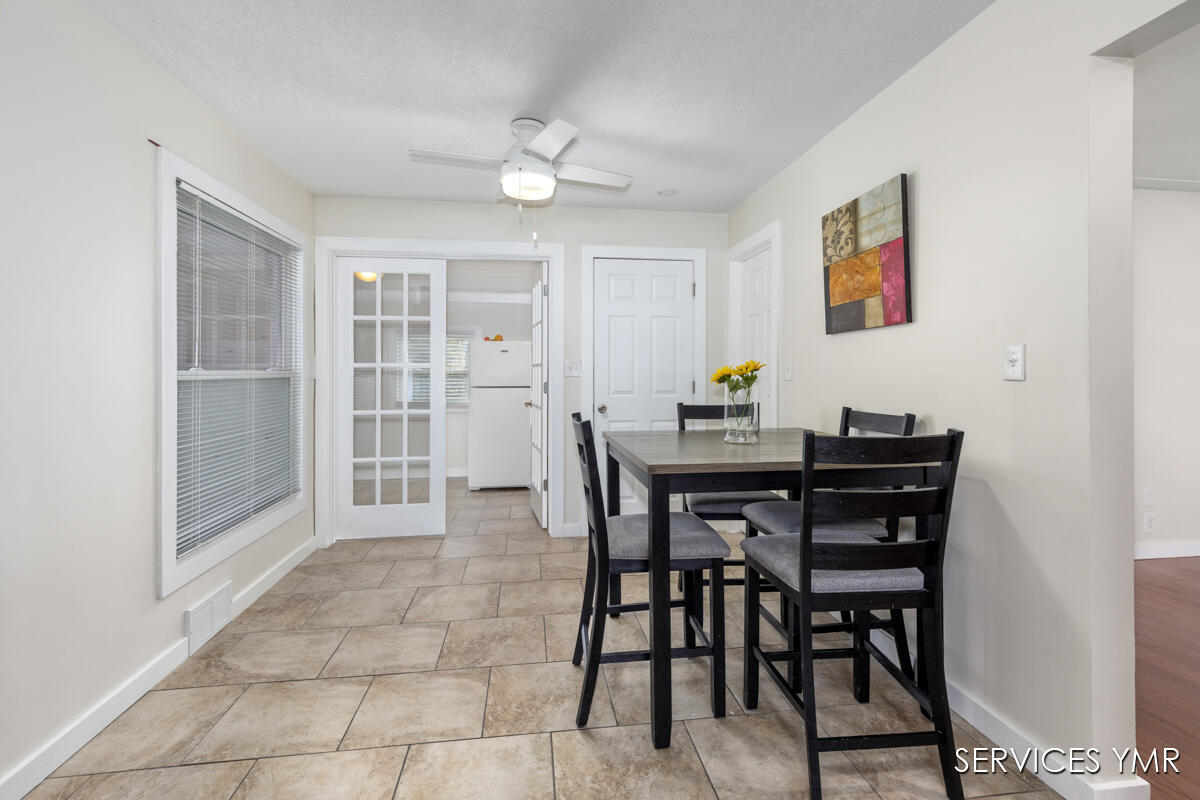 1720 Rondo Street Southeast Kentwood, MI 49508 - Photo 8 of 36 DINNINGROOM