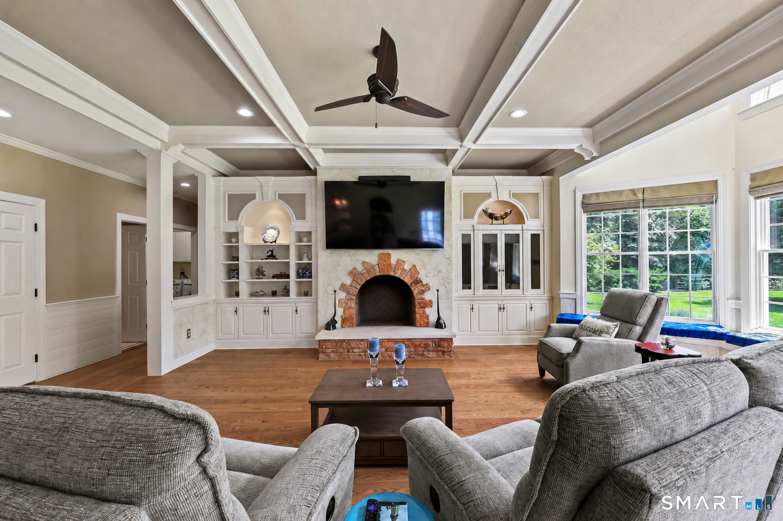 207 Great Pond Road Simsbury, CT 06070 - Photo 12 of 40