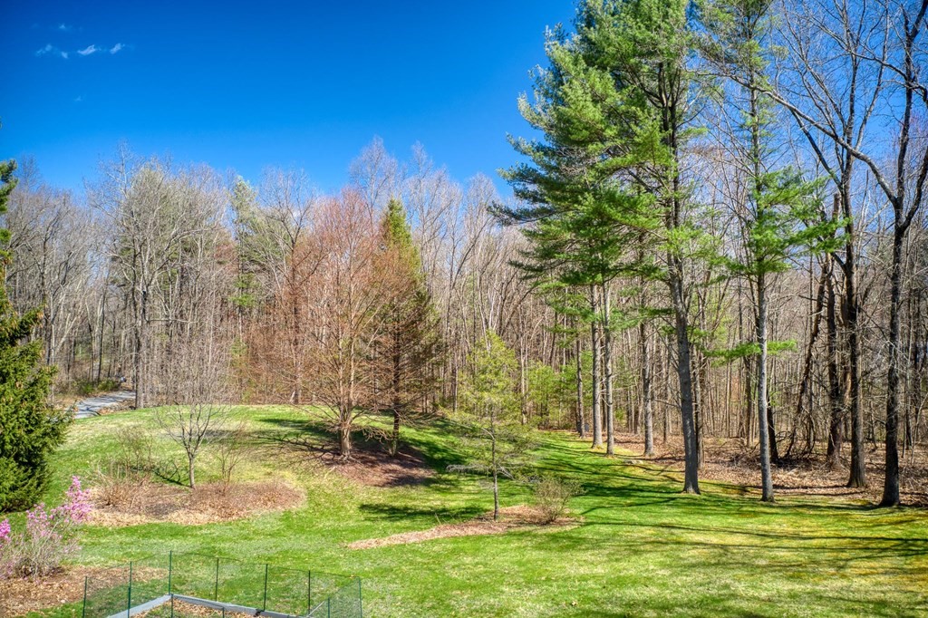 129 Ayer Road Harvard, MA 01451 - Photo 5 of 34
