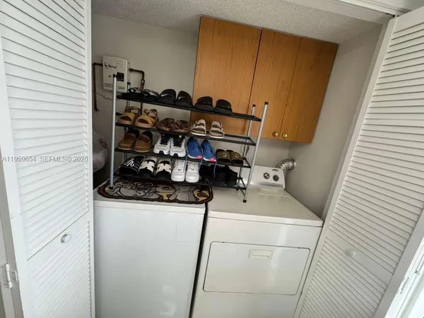 $2,200 | 5083 West 12th Lane, Unit D6, Hialeah, FL 33012