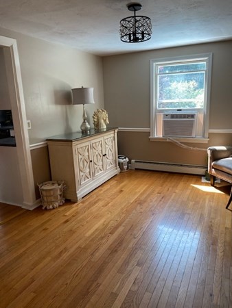 215 North Sturbridge Road Charlton, MA 01507 - Photo 6 of 20