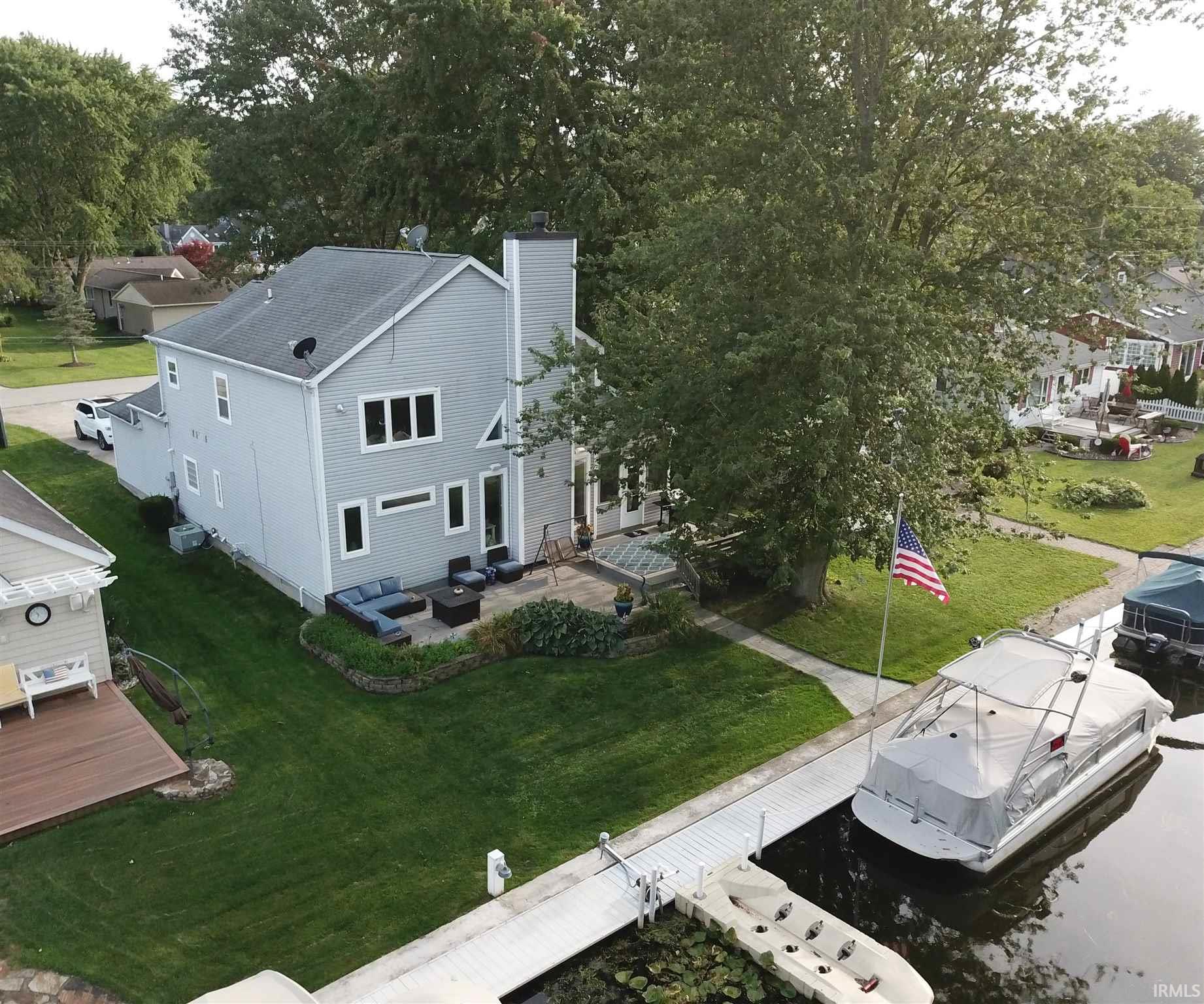 8188 East North Road Syracuse, IN 46567 - Photo 4 of 27 Gallery Image 4