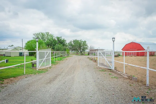 $325,000 | 3768 Horizon Road, Roswell, NM 88201