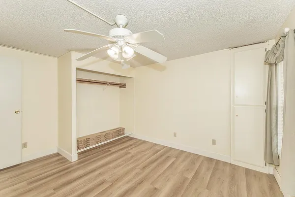 $99,000 | 1701 East Dinuba Avenue, Unit 180, Selma, CA 93662