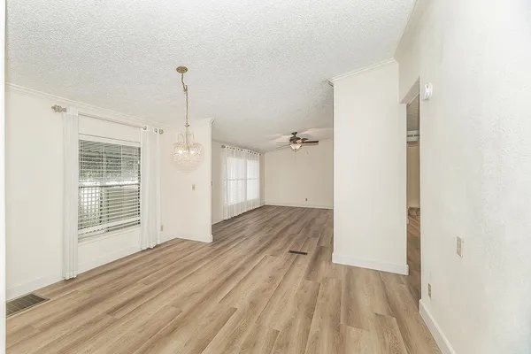$99,000 | 1701 East Dinuba Avenue, Unit 180, Selma, CA 93662