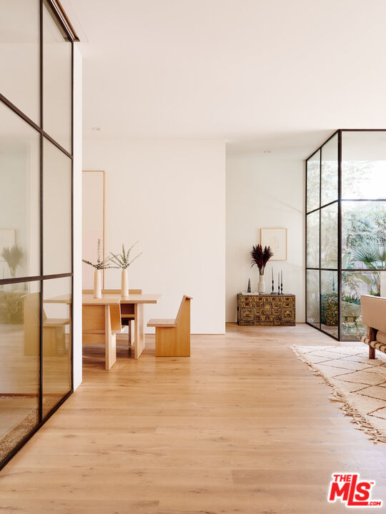 724 Greentree Road Pacific Palisades, CA 90272 - Photo 6 of 17