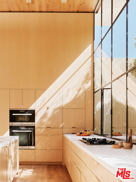 724 Greentree Road Pacific Palisades, CA 90272 - Photo 8 of 17