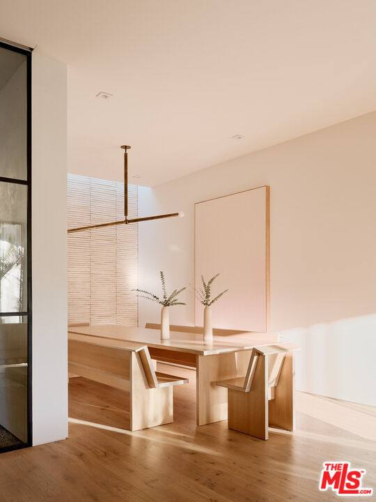 724 Greentree Road Pacific Palisades, CA 90272 - Photo 9 of 17